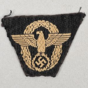 Police M43 / Overseas Cap Insignia