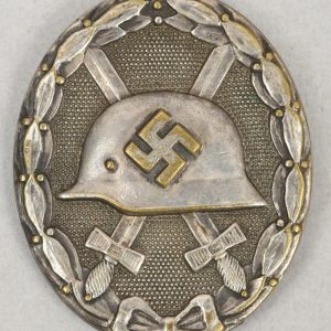 Wound Badge in Silver 1939, Maker Marked 30