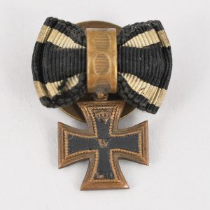 Germany WWI Iron Cross Buttonaire