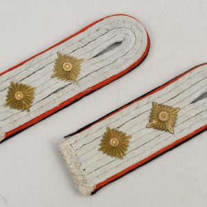 Waffen-SS Artillery Hauptsturmführer's Shoulder Boards